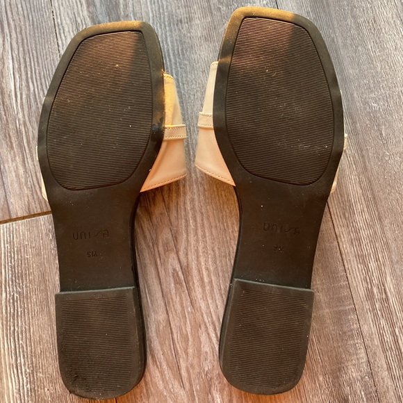 Unisa Sandals - Picture 2 of 3